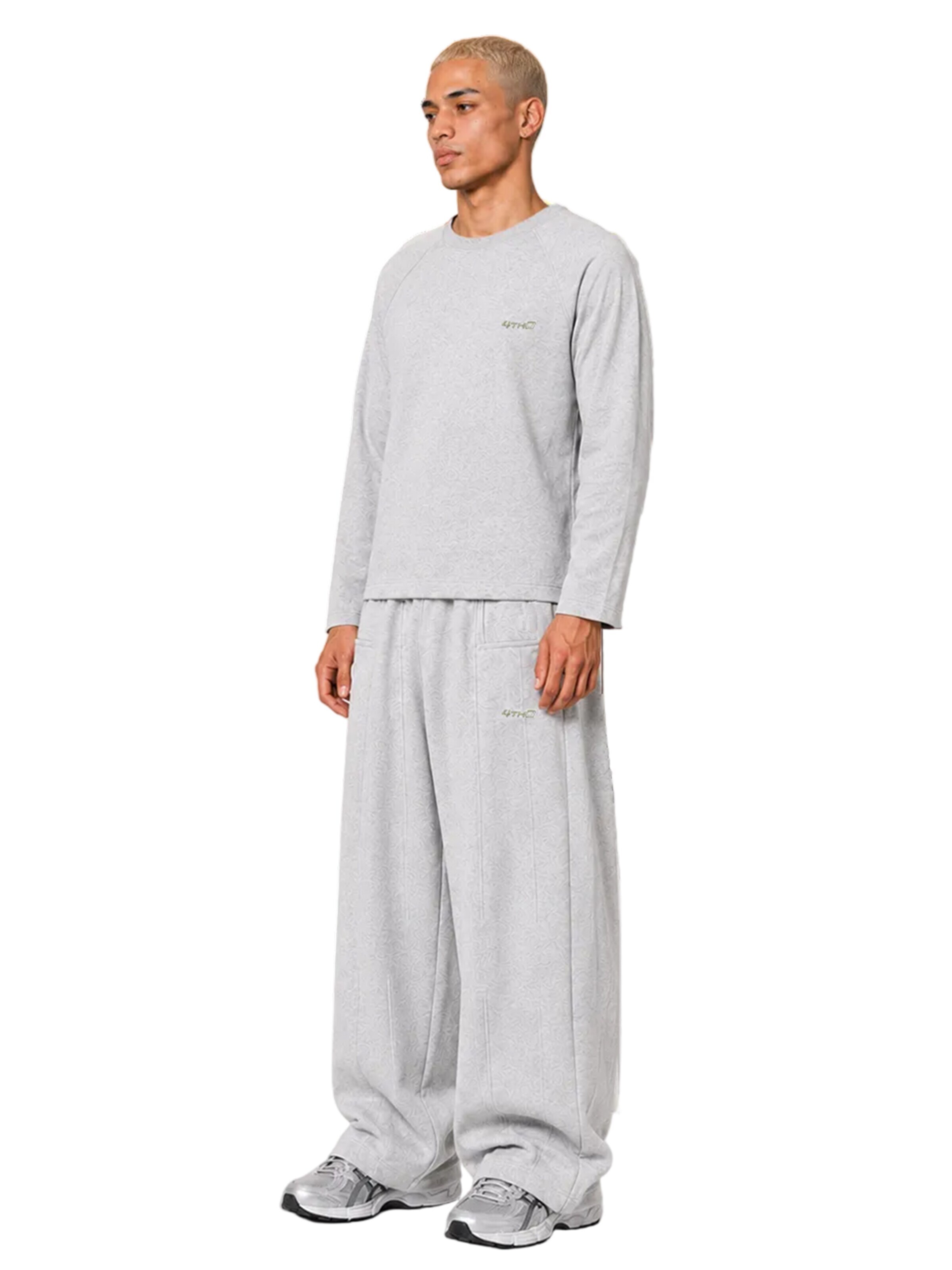 4thD Loosefit Urheiluhousut värissä harmaa