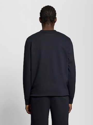 Lyle & Scott Sweatshirt 'Fly' in Blauw