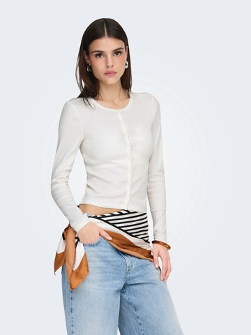 Cardigan 'ONLBETTY' ONLY en blanc : devant