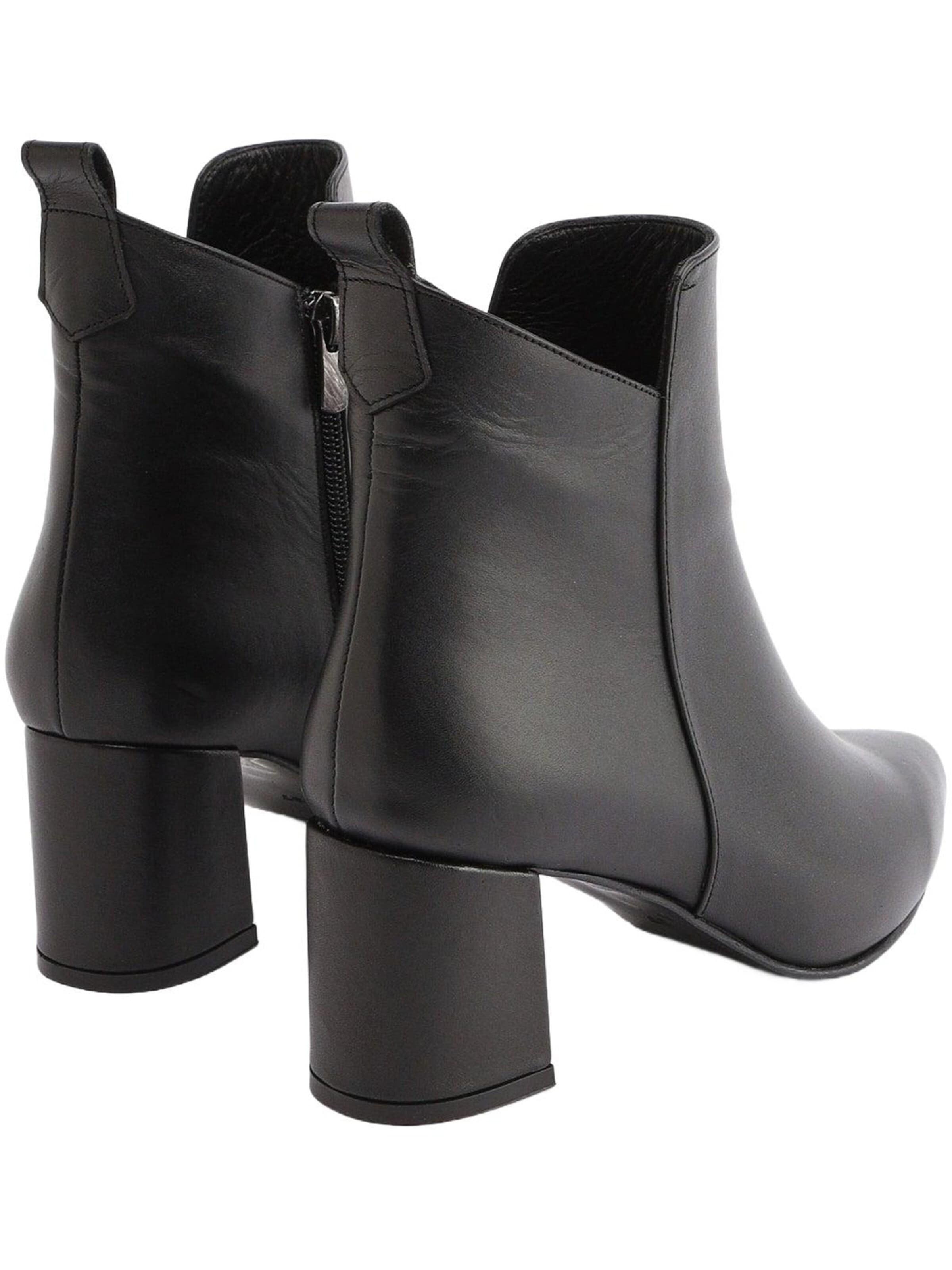 Limoya Booties 'Julia' in Black