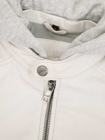 Mauritius Between-Season Jacket 'MMRylo' in White