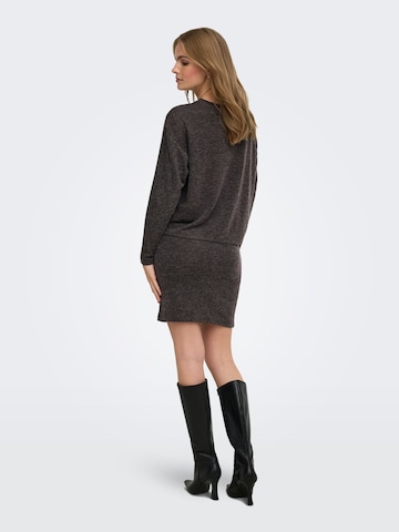 Only Maternity Shirt 'OLMAMALIE' in Zwart
