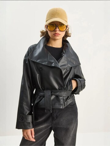 Giacca di mezza stagione di Bianco Lucci in nero