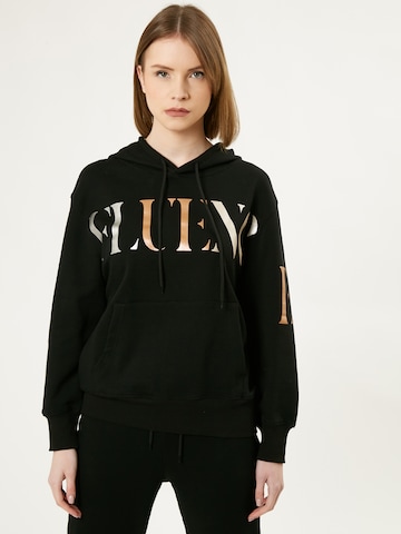 Influencer Sweatshirt in Black: front
