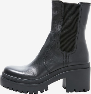 INUOVO Ankle Boots in Black