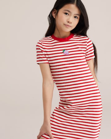 WE Fashion Платье в Красный