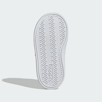 Baskets 'Grand Court 3.0' ADIDAS SPORTSWEAR en blanc