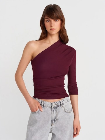 Dilvin - Top em vermelho: frente