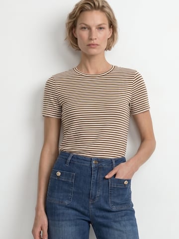 Rich & Royal T-shirt i brun: framsida