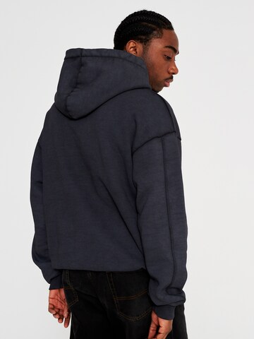 Multiply Apparel Zip-Up Hoodie 'Highschool' in Black