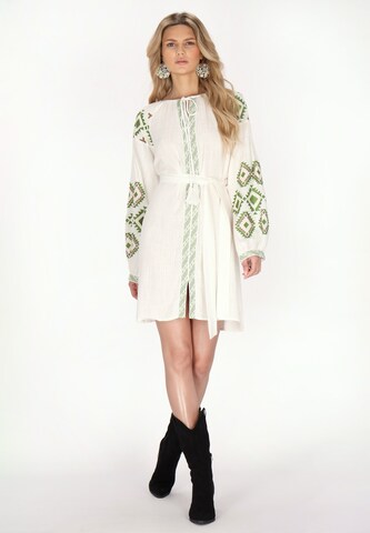 usha FESTIVAL - Vestido de verano en blanco: frente