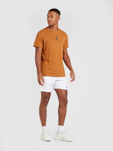 Regular Pantalon de sport 'VCTRY' NIKE en blanc