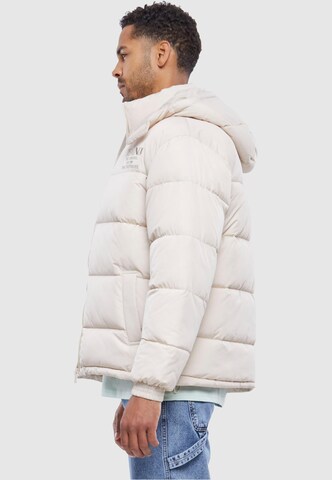 Veste d’hiver Karl Kani en blanc