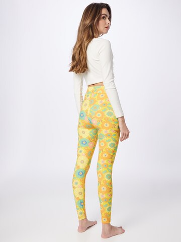 ABOUT YOU x Sofia Tsakiridou Skinny Leggings 'Carolin' in Yellow