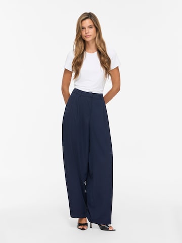 VILA - Barrel Pantalón plisado 'VILee' en azul