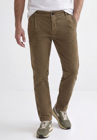 Street One MEN Regular Chino Pants in Brown: front
