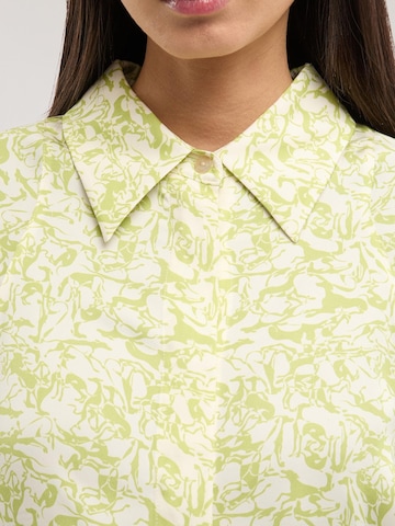Trussardi - Blusa en verde