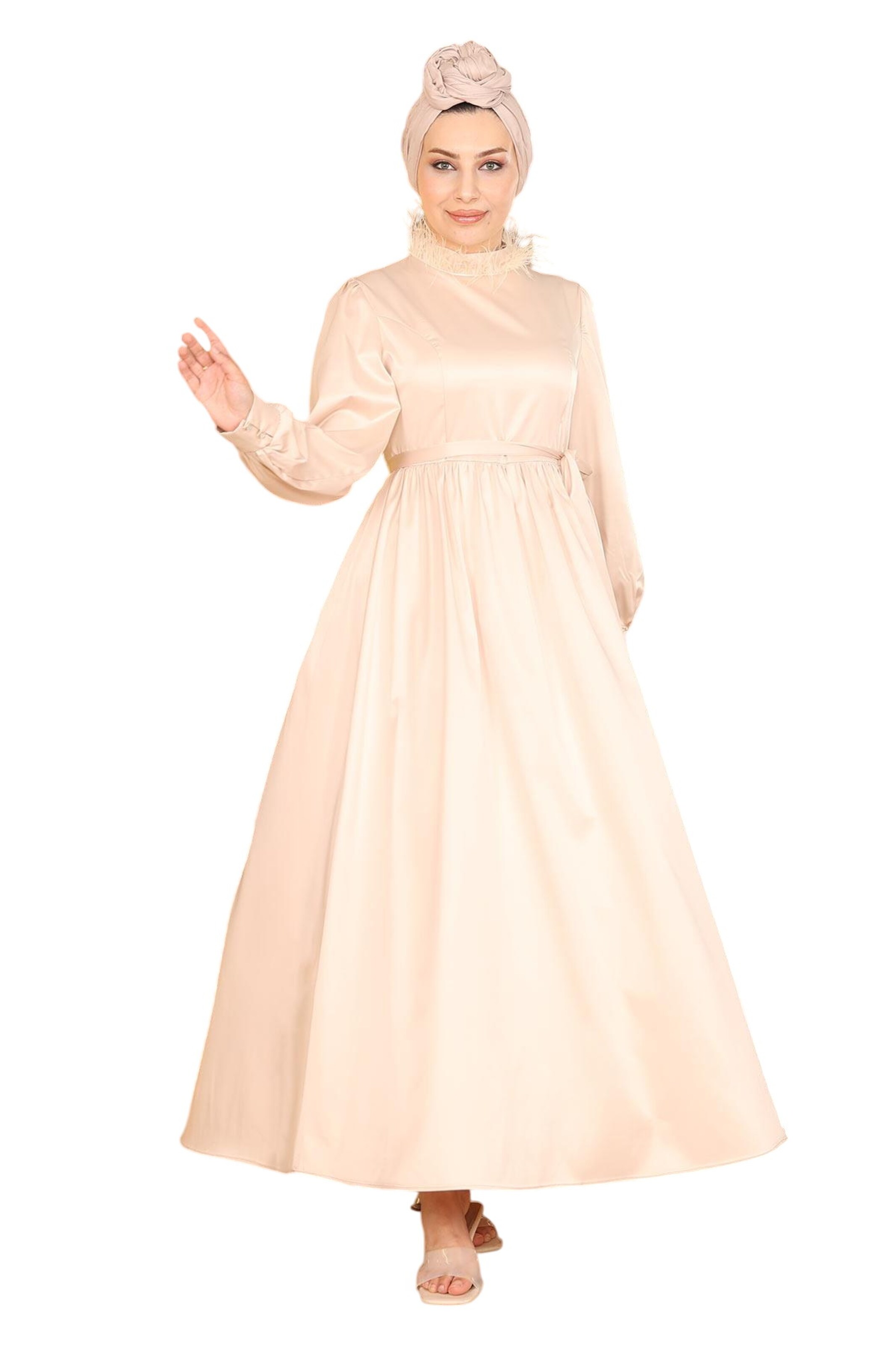 MODAMIHRAM Jurk in Beige: voorkant