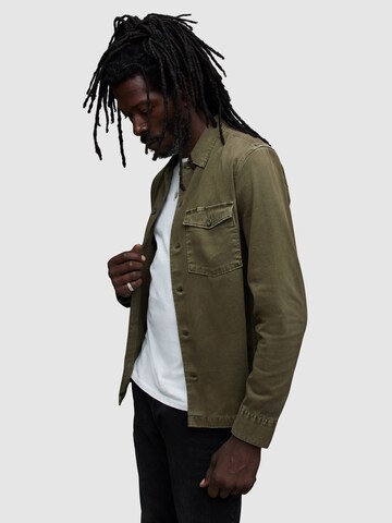 AllSaints - Regular Fit Camisa em verde