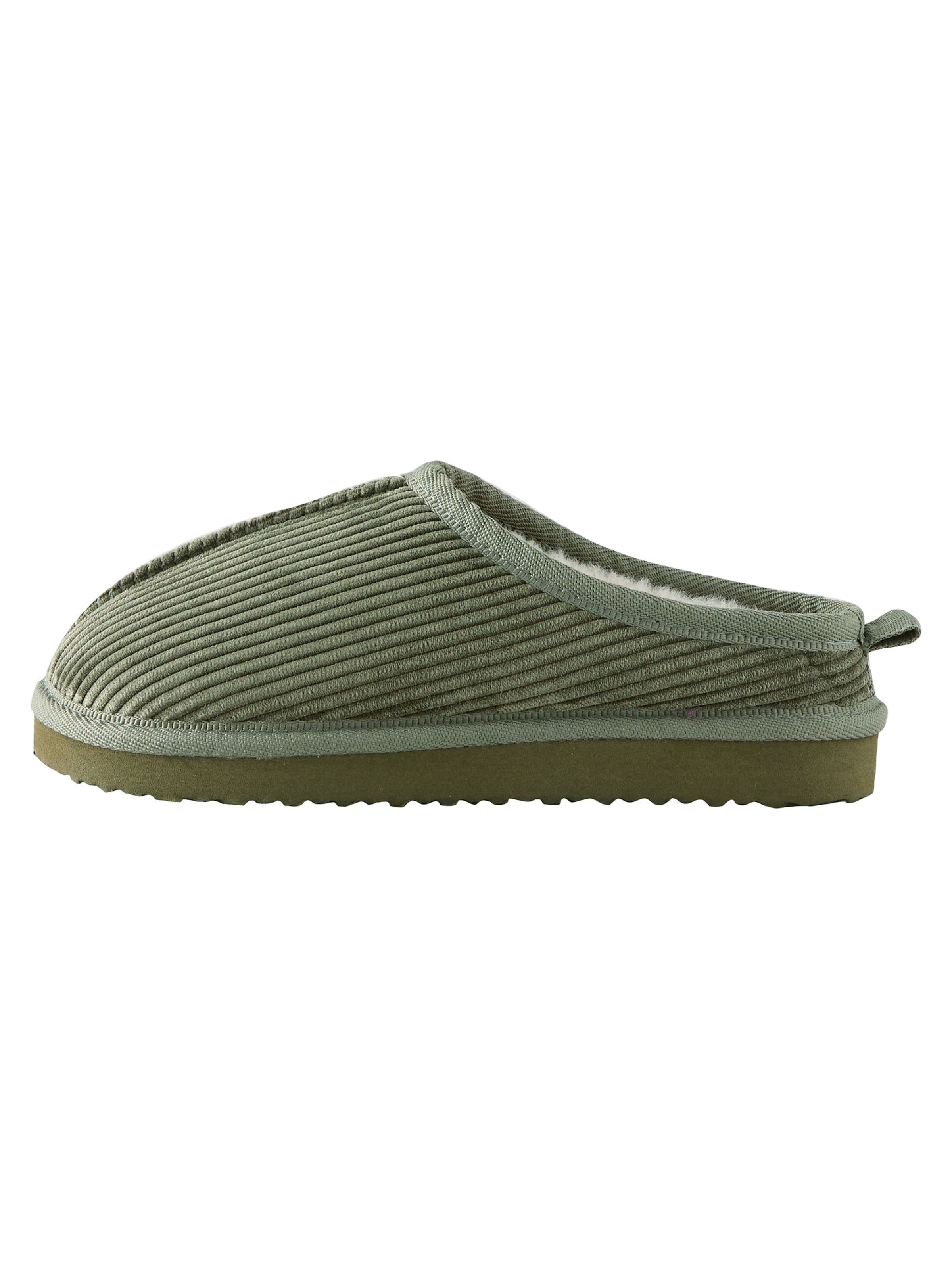 Next Slipper in Green: front