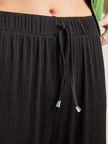 Hailys Loosefit Nadrág - fekete