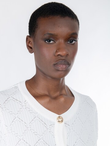 Influencer Kardigan – bílá