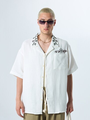 VAMOS CLO Overhemd in Beige: voorkant