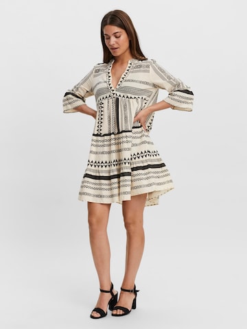 Robe 'Dicthe' VERO MODA en beige