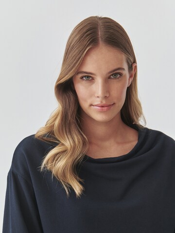 Sweat-shirt 'Malia' TATUUM en bleu