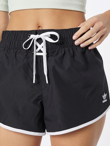 ADIDAS ORIGINALS Regular Shorts 'Always Original Laced' in Schwarz