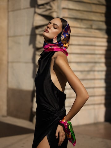 My Minelli Scarf ''Fashion Muse' Pure Nature Silk, Hand Rolled Scarf' in Pink