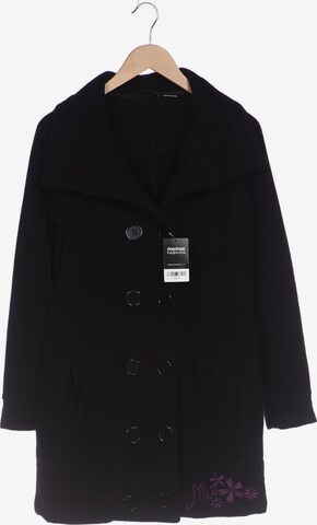 MAUI WOWIE Jacket & Coat in L in Black: front