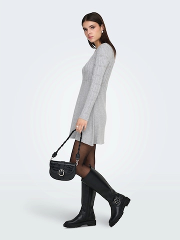 Robes en maille 'ONLKATIA' ONLY en gris