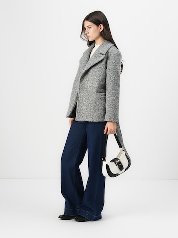 pelēks VERO MODA Starpsezonu mētelis 'VMNANCY'