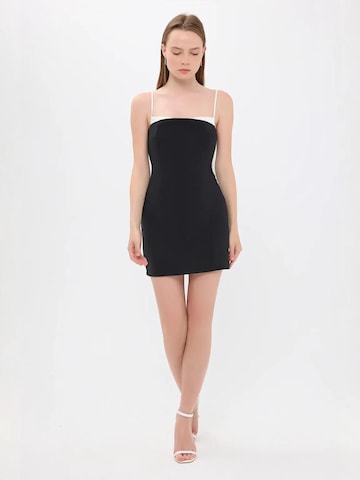 Hiccup Jurk in Zwart