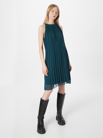 APART Cocktail Dress in Green: front