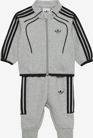 ADIDAS ORIGINALS Juoksupuku 'SPACER' värissä harmaa: etupuoli