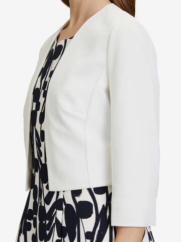 Vera Mont Blazer in White