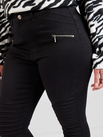 Slimfit Jeans 'ROYAL' de la ONLY Curve pe negru
