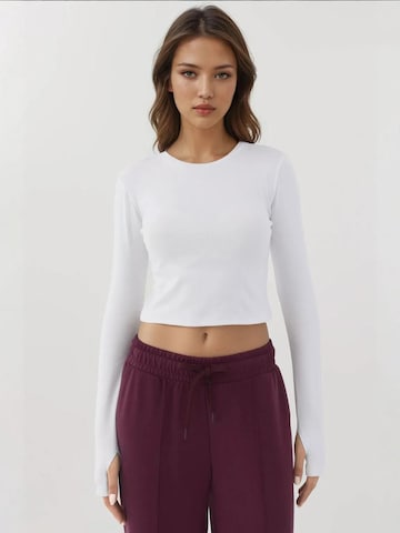 Hiccup Top in Wit: voorkant