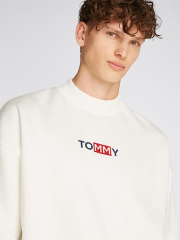 Tommy Jeans Sweatshirt in Weiß
