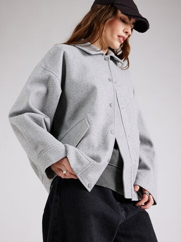 TOPSHOP Between-Season Jacket in Grey