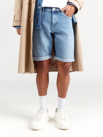 QS Regular Дънки в синьо: отпред