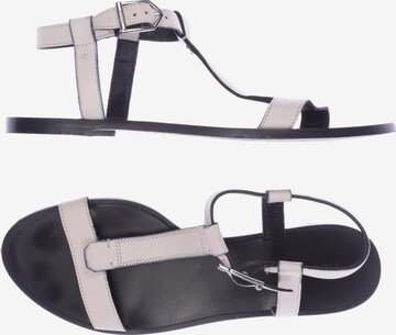 HUGO Sandals & High-Heeled Sandals in 40 in White: front