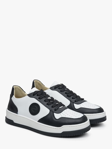 Estro Låg sneaker '09-2956' i svart