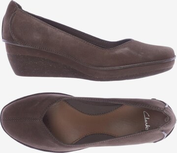 CLARKS Pumps 38,5 in Braun: predná strana