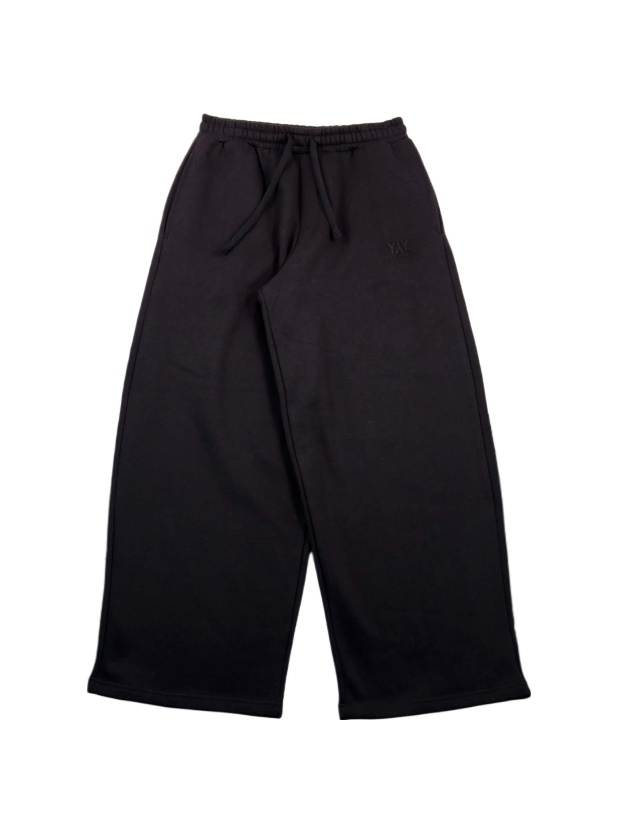 HEFTYKA Wide leg Workout Pants in Black: front