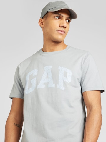 GAP - Camiseta 'NOVELTY' en gris