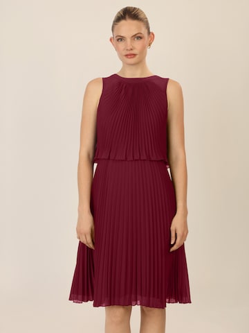 APART Evening Dress in Red: front