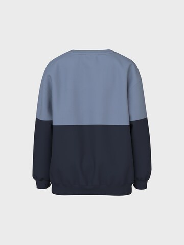 NAME IT - Sweatshirt 'Varonny' em azul